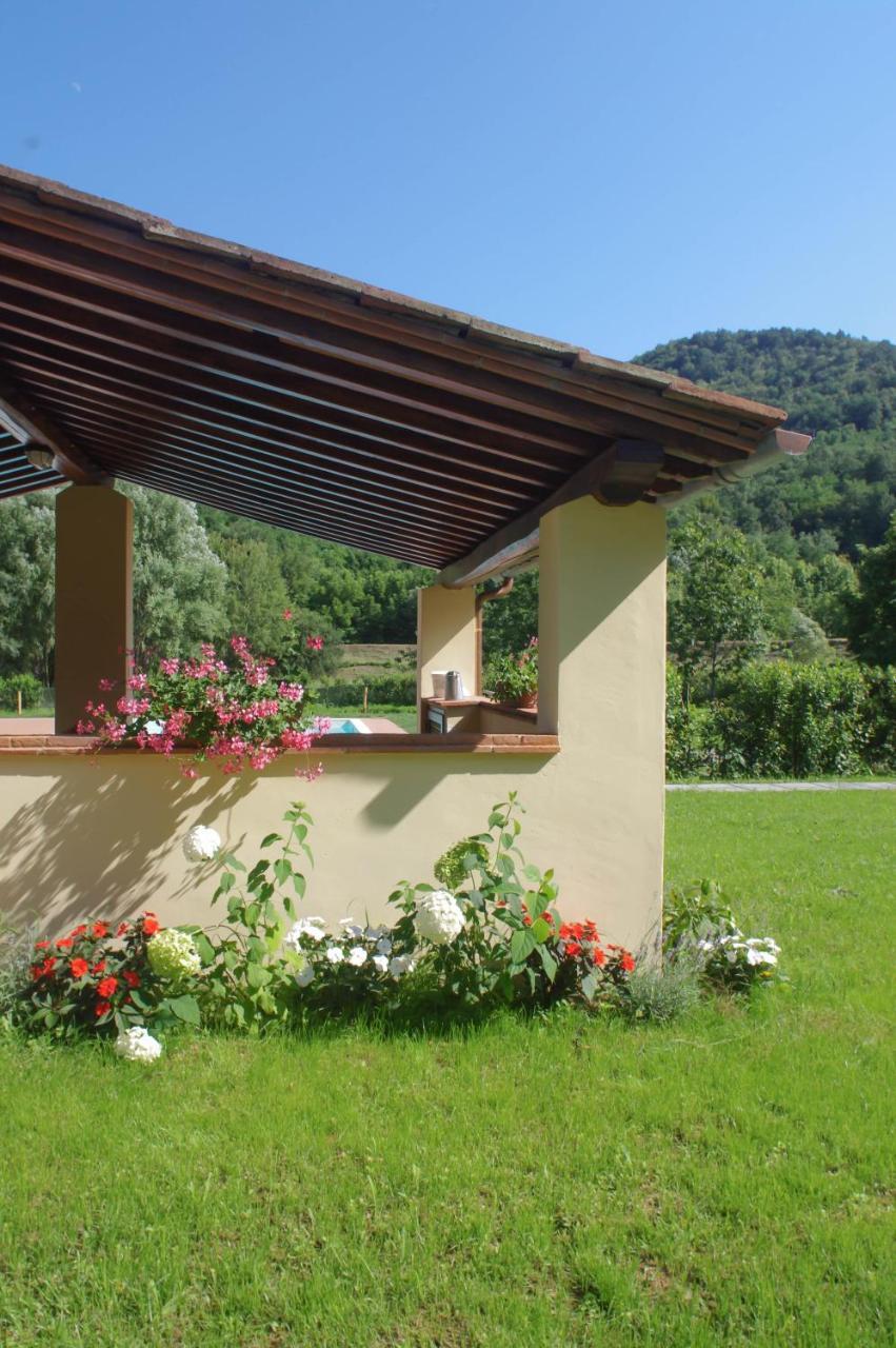 Casale La Fata -Tipico Toscano Immerso Nelle Colline Tra Lucca E Versilia, 6 Appartamenti Indipendenti Camaiore Exterior photo