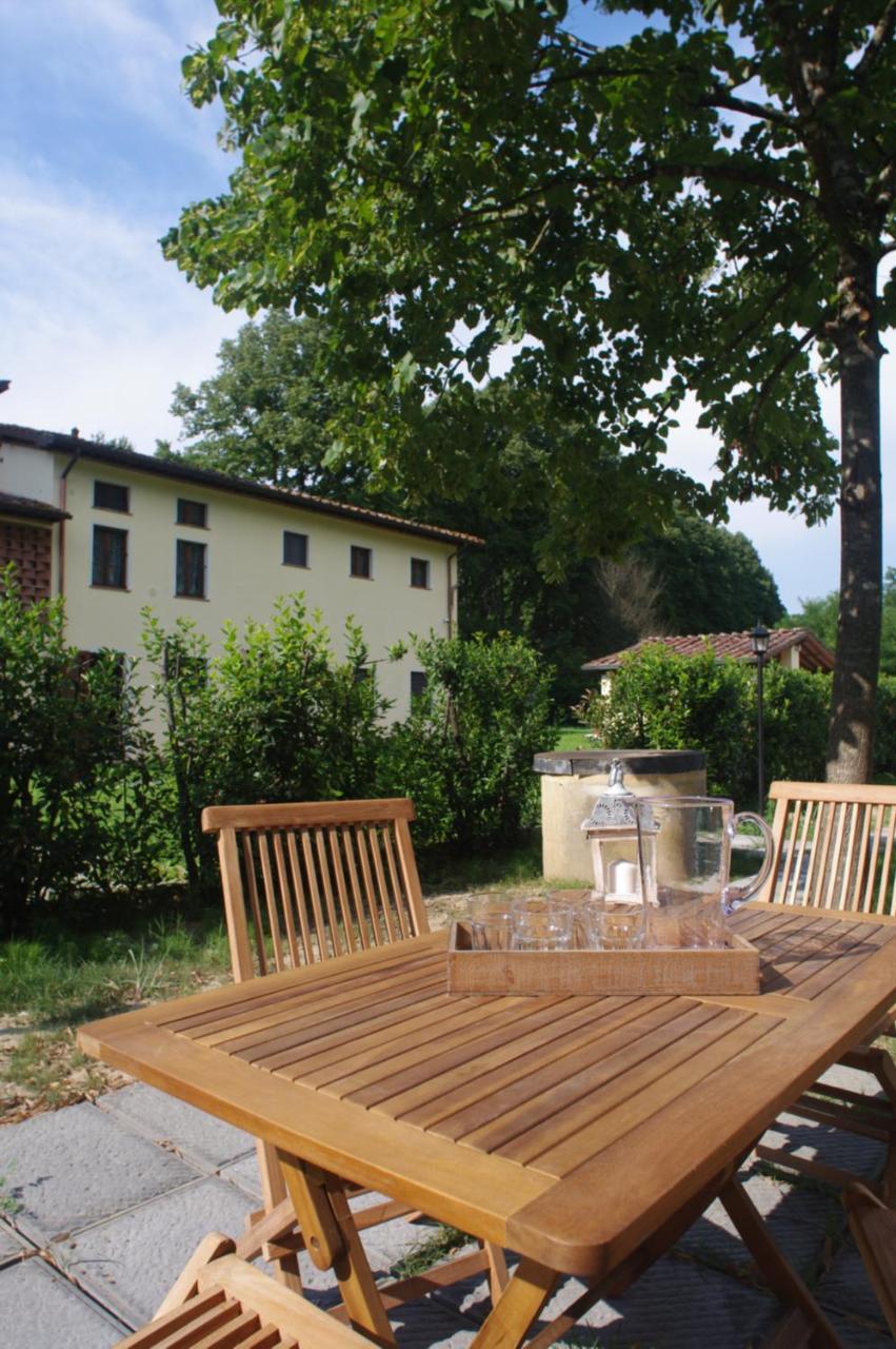 Casale La Fata -Tipico Toscano Immerso Nelle Colline Tra Lucca E Versilia, 6 Appartamenti Indipendenti Camaiore Exterior photo