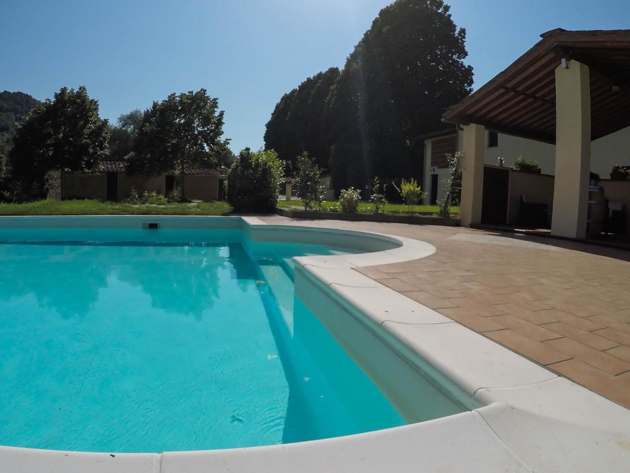 Casale La Fata -Tipico Toscano Immerso Nelle Colline Tra Lucca E Versilia, 6 Appartamenti Indipendenti Camaiore Exterior photo